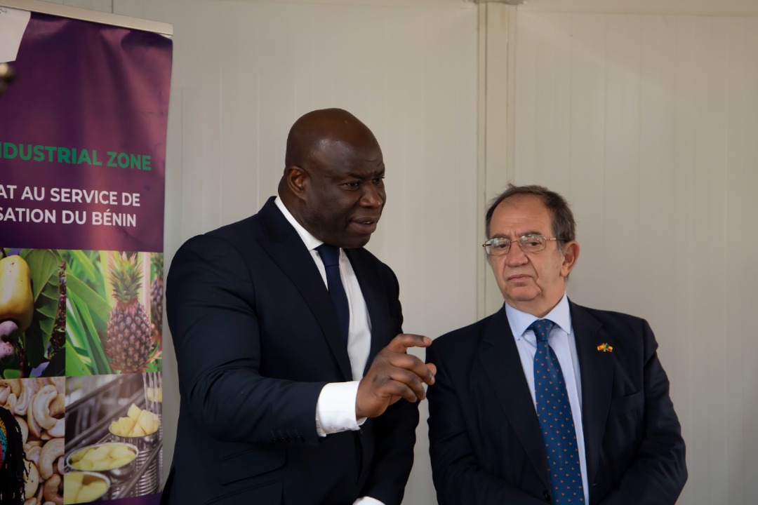 L’APIEx accueille à la GDIZ l’Ambassadeur de l’Espagne près du Bénin