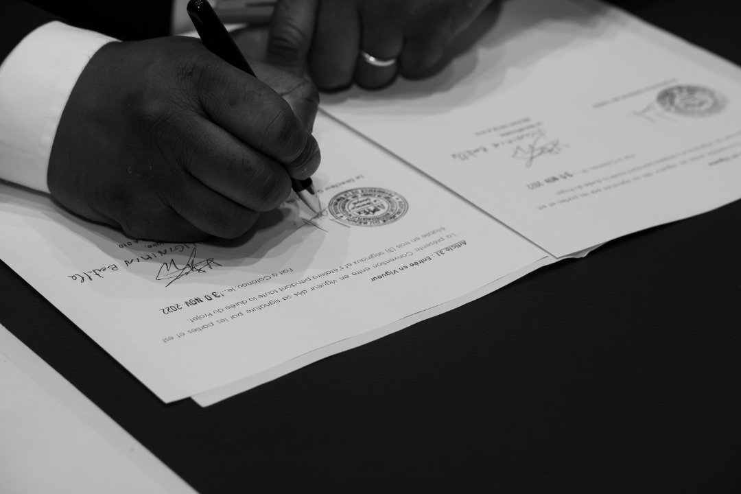 Cérémonie officielle de signature des conventions de financement des sous-projets PACOFIDE – Octroi de la subvention à frais partagé à la première